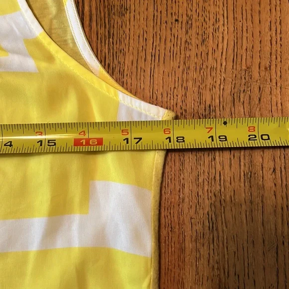 EUC Kenneth Cole reaction, dressy, tank top - Picture 6 of 13